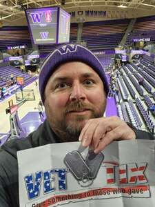 Washington Huskies - NCAA Men's Basketball vs Stanford Cardinal
