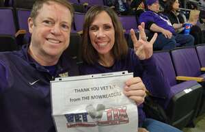 Washington Huskies - NCAA Men's Basketball vs Stanford Cardinal