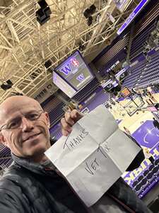 Washington Huskies - NCAA Men's Basketball vs Stanford Cardinal