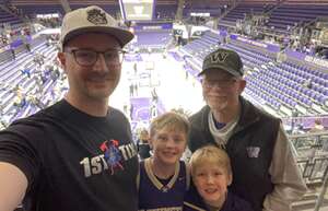 Washington Huskies - NCAA Men's Basketball vs Stanford Cardinal