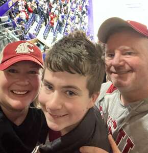 Washington Huskies - NCAA Men's Basketball vs Washington State Cougars