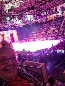 Disney On Ice presents Find Your Hero