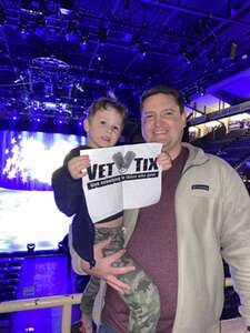 Disney On Ice presents Find Your Hero