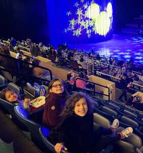 Disney On Ice presents Find Your Hero