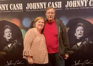 Johnny Cash - The Official Concert Experience