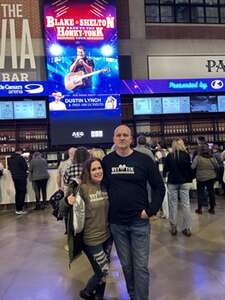 Blake Shelton: Back To the Honky Tonk Tour Presented By Kubota