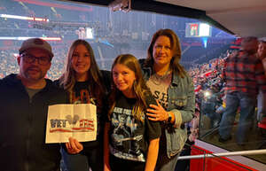 Blake Shelton: Back To the Honky Tonk Tour Presented By Kubota