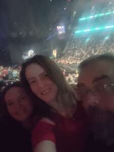 Blake Shelton: Back To the Honky Tonk Tour Presented By Kubota