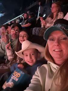 Blake Shelton: Back To the Honky Tonk Tour Presented By Kubota