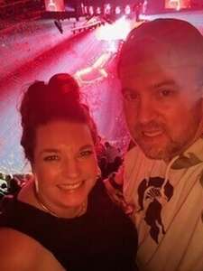 Blake Shelton: Back To the Honky Tonk Tour Presented By Kubota