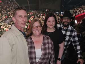 Blake Shelton: Back To the Honky Tonk Tour Presented By Kubota