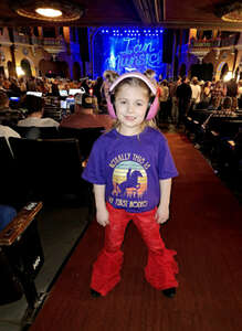 Ian Munsick - Boots, Buckles & Bolos Tour