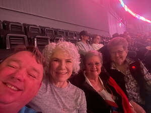 Blake Shelton: Back To the Honky Tonk Tour Presented By Kubota