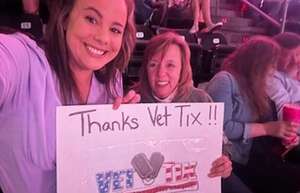 Blake Shelton: Back To the Honky Tonk Tour Presented By Kubota