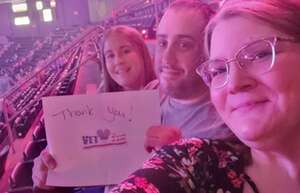 Blake Shelton: Back To the Honky Tonk Tour Presented By Kubota