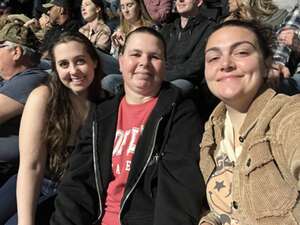 Blake Shelton: Back To the Honky Tonk Tour Presented By Kubota