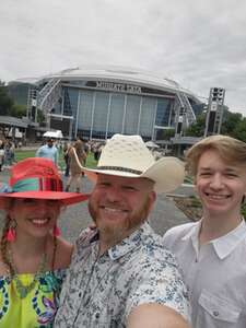 Kenny Chesney: Sun Goes Down Tour with Zac Brown Band