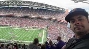 Washington Huskies - NCAA Football vs Washington State Cougars