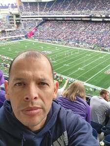 Washington Huskies - NCAA Football vs Washington State Cougars