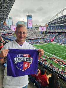 Washington Huskies - NCAA Football vs Washington State Cougars