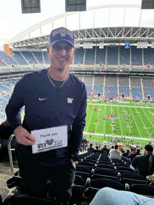 Washington Huskies - NCAA Football vs Washington State Cougars