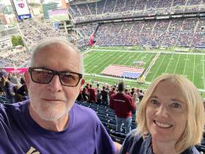 Washington Huskies - NCAA Football vs Washington State Cougars