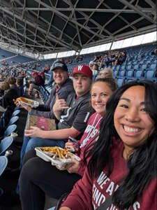 Washington Huskies - NCAA Football vs Washington State Cougars