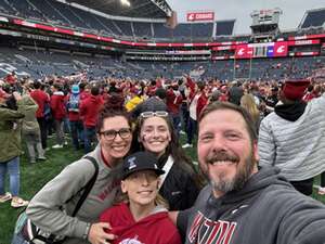 Washington Huskies - NCAA Football vs Washington State Cougars