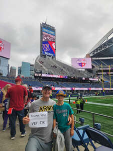 Washington Huskies - NCAA Football vs Washington State Cougars