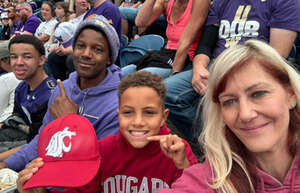 Washington Huskies - NCAA Football vs Washington State Cougars