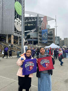 Washington Huskies - NCAA Football vs Washington State Cougars