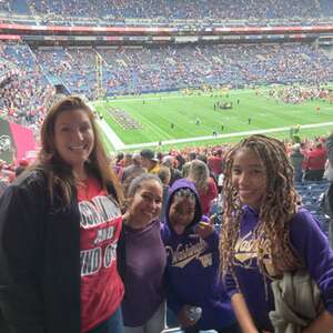 Washington Huskies - NCAA Football vs Washington State Cougars