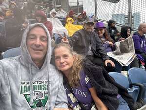 Washington Huskies - NCAA Football vs Washington State Cougars