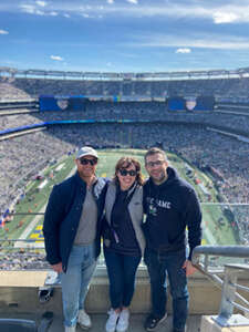 Navy Midshipmen - NCAA Football vs Notre Dame Fighting Irish