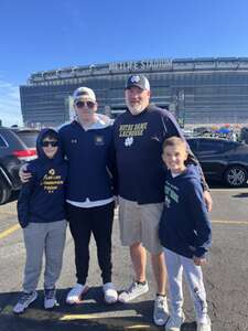 Navy Midshipmen - NCAA Football vs Notre Dame Fighting Irish