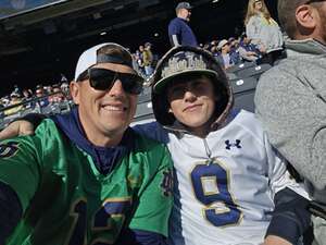 Navy Midshipmen - NCAA Football vs Notre Dame Fighting Irish