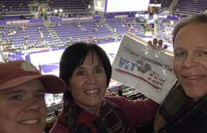 Washington Huskies - NCAA Men's Basketball vs Washington State Cougars