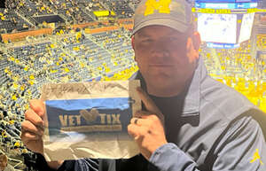 Michigan Wolverines - NCAA Men's Basketball vs Iowa Hawkeyes