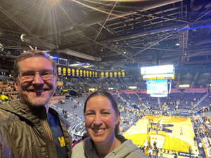 Michigan Wolverines - NCAA Men's Basketball vs Iowa Hawkeyes