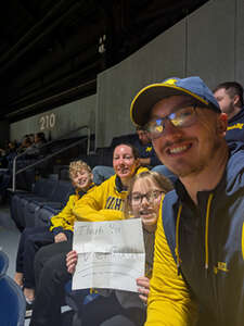 Michigan Wolverines - NCAA Men's Basketball vs Iowa Hawkeyes