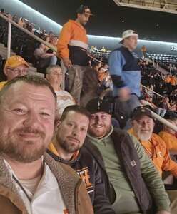 Tennessee Volunteers - NCAA Men's Basketball vs Georgia Bulldogs