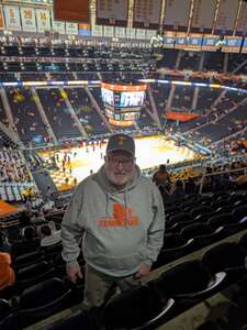 Tennessee Volunteers - NCAA Men's Basketball vs Georgia Bulldogs