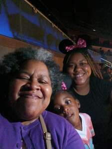 Disney On Ice presents Spotlight Magic!