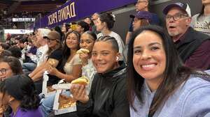 Washington Huskies - NCAA Women's Volleyball vs Washington State Cougars
