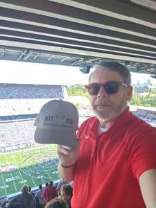 Washington Huskies - NCAA Football vs Washington State Cougars