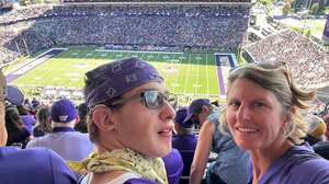 Washington Huskies - NCAA Football vs Washington State Cougars
