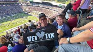 Washington Huskies - NCAA Football vs Washington State Cougars