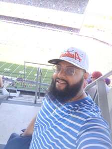 Washington Huskies - NCAA Football vs Washington State Cougars