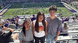 Washington Huskies - NCAA Football vs Washington State Cougars