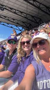 Washington Huskies - NCAA Football vs Washington State Cougars